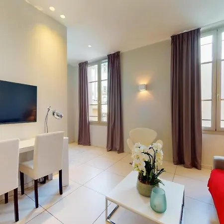 The Pool House Apartmán *