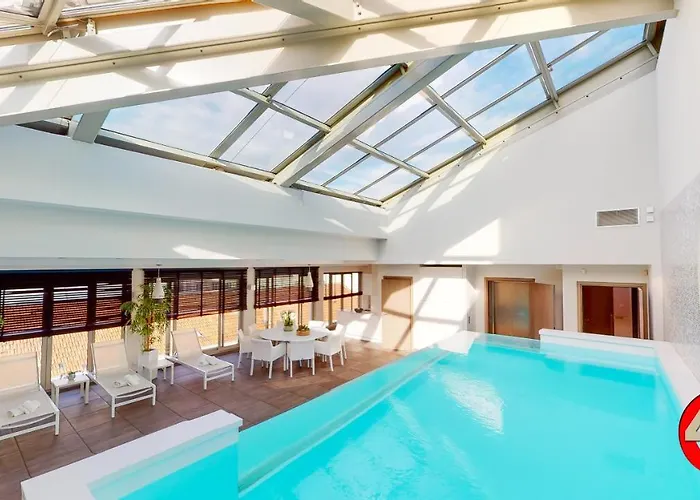 The Pool House Lägenhet