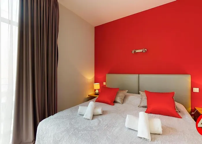 The Pool House Apartman