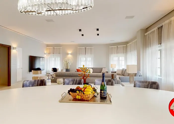 The Pool House Apartment Cannes