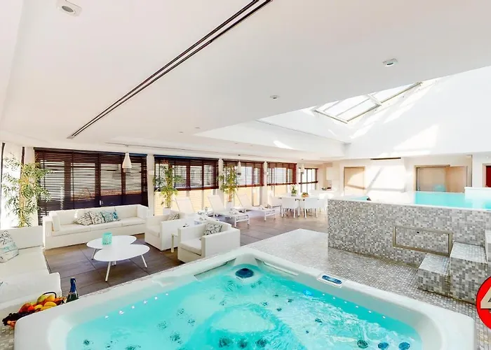 Apartman The Pool House *