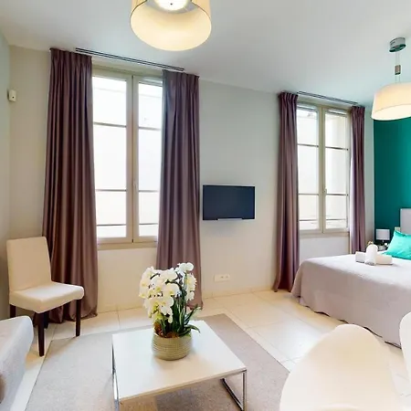 Apartment The Pool House Cannes