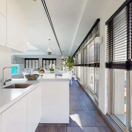 Apartment The Pool House Cannes