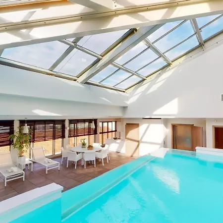 The Pool House Lejlighed