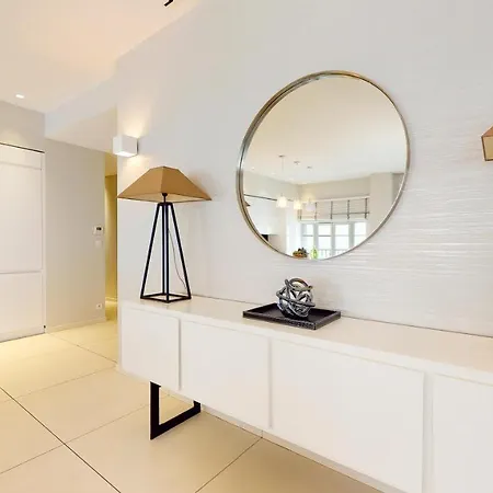 The Pool House Apartment *