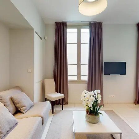 Apartment The Pool House *