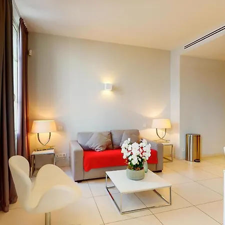 Apartment The Pool House *